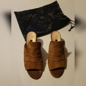 Tanya Heath Convertible Shoes 'Cynthia Kentucky Velvet'